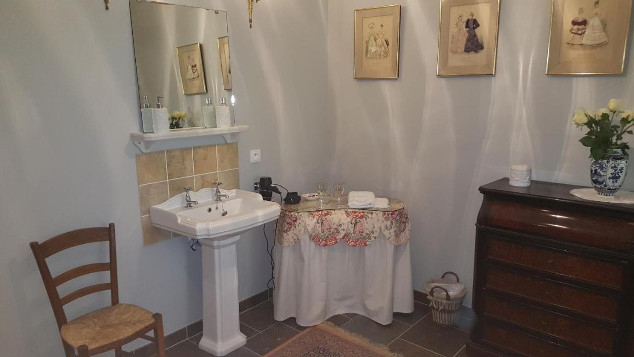 Chambres D'Hotes Art Et Remparts ラ・レオル エクステリア 写真